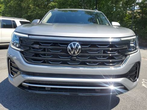 New 2026 Volkswagen Atlas SEL Premium R-Line AWD/4WD image 2