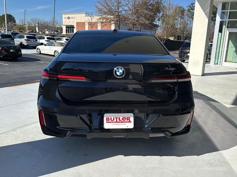 Certified 2023 BMW 740i w/ Parking Assistance Package image 4