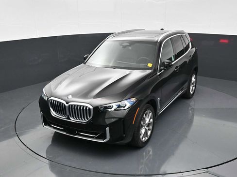 Used 2026 BMW X5 xDrive40i w/ Climate Comfort Package AWD/4WD image 17