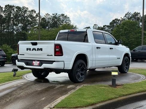 New 2026 RAM 1500 4x4 Crew Cab image 7
