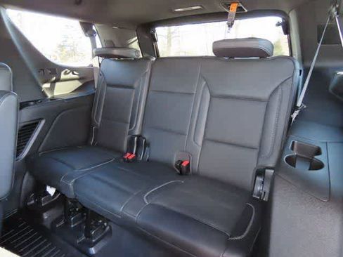 Used 2023 GMC Yukon Denali image 15
