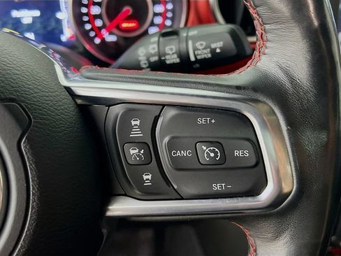 Used 2019 Jeep Wrangler Unlimited Rubicon AWD/4WD image 32