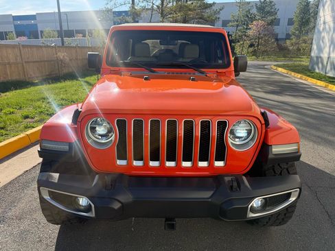 Used 2018 Jeep Wrangler Unlimited Sahara image 6