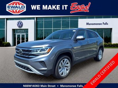 Used 2023 Volkswagen Atlas Cross Sport SE w/ Panoramic Sunroof Package