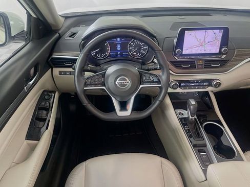 Used 2021 Nissan Altima 2.5 SL FWD image 25