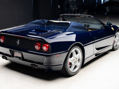 Used 1998 Ferrari F355 Spider RWD image 37