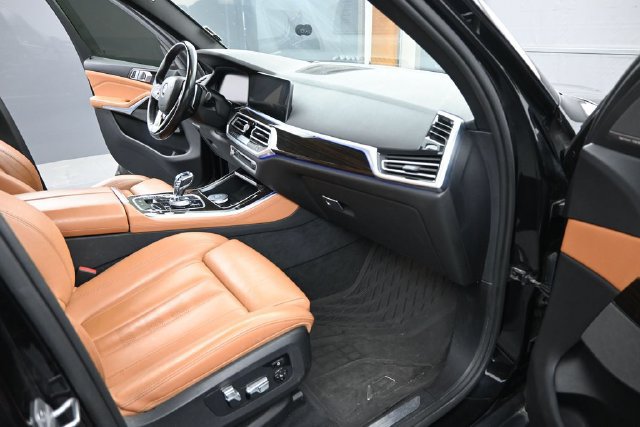 Used 2019 BMW X5 xDrive40i AWD/4WD image 22