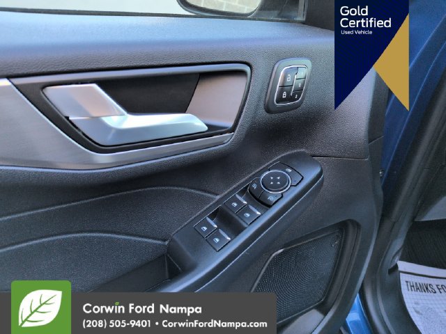 Used 2022 Ford Escape Titanium AWD/4WD image 13