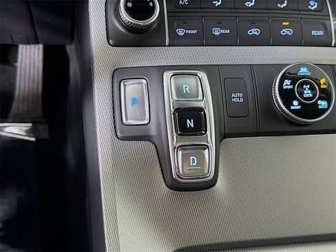 Certified 2022 Hyundai Palisade SE image 8