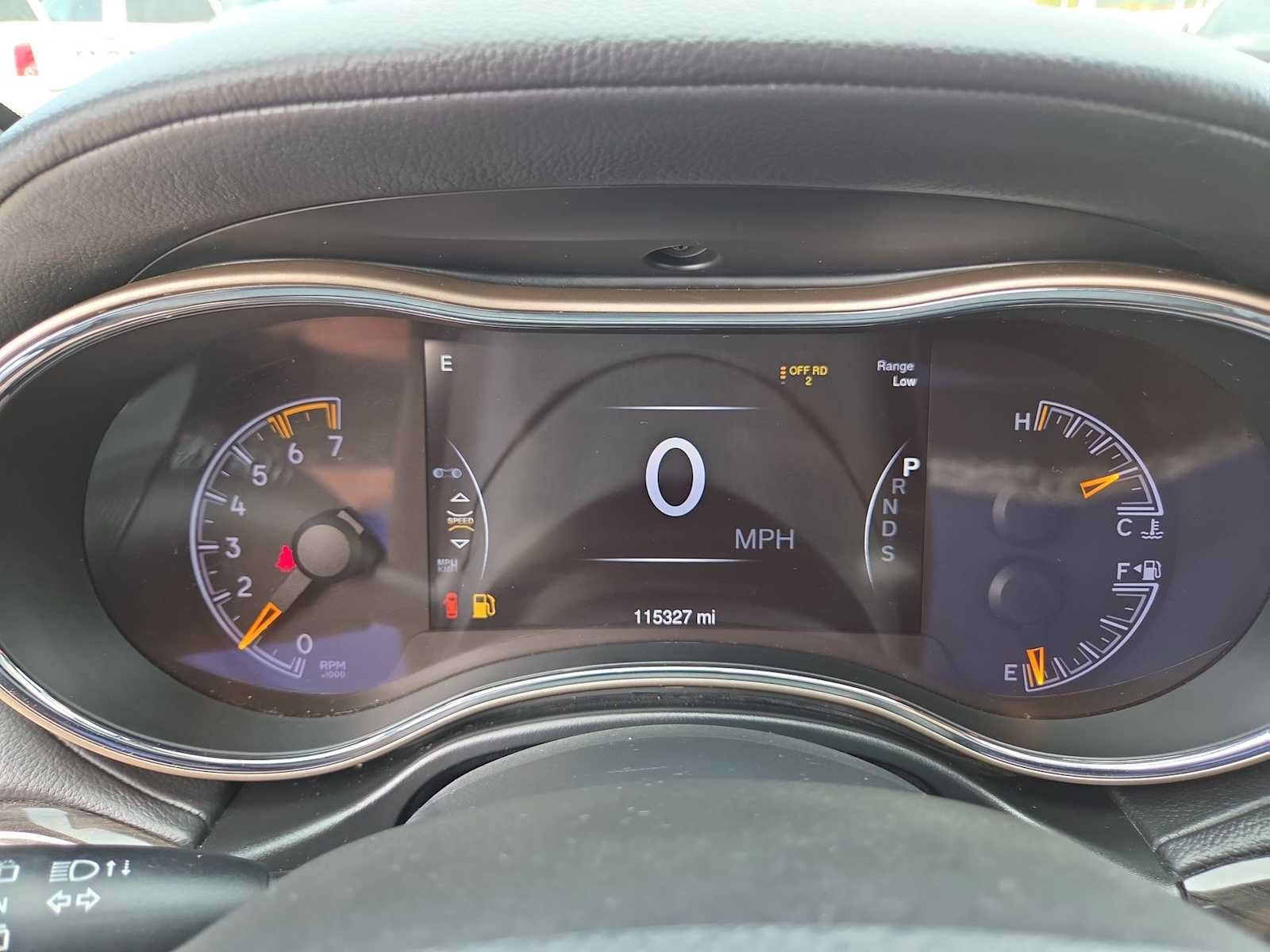 Used 2014 Jeep Grand Cherokee Overland AWD/4WD image 26
