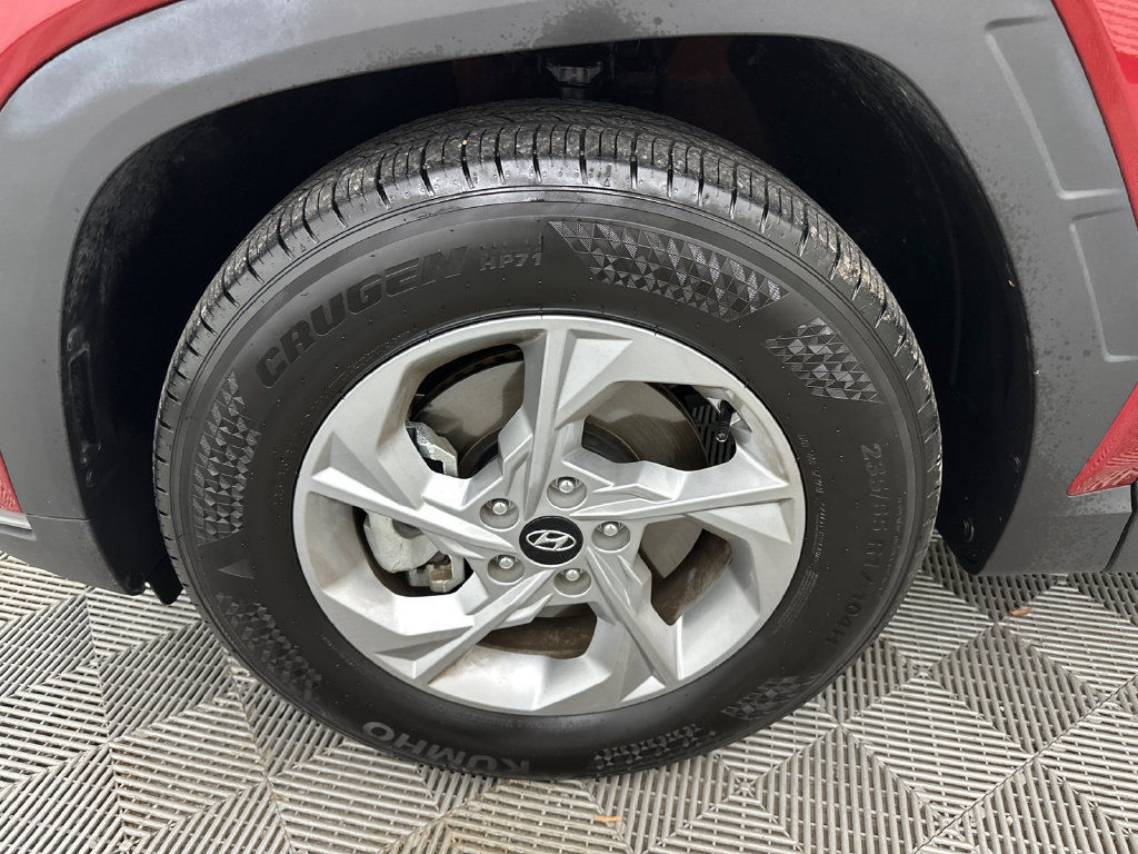 Certified 2024 Hyundai Tucson SEL FWD image 12