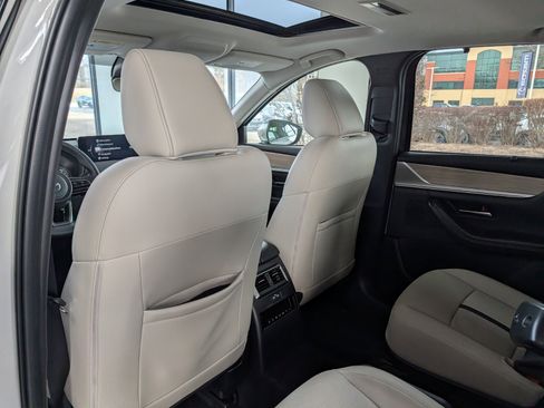 Certified 2025 MAZDA CX-90 3.3 Turbo w/ Preferred Package image 15