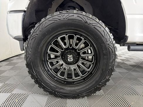 Used 2021 Ford F150 Lariat image 9