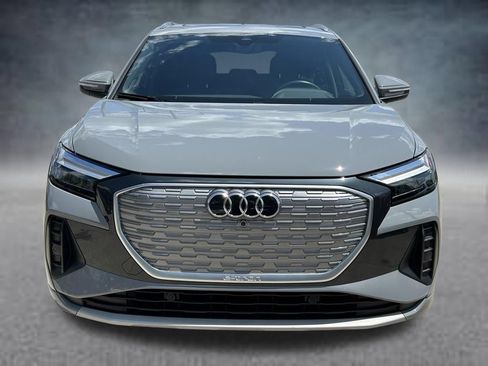 Used 2023 Audi Q4 e-tron Premium Plus w/ Premium Plus RWD image 8