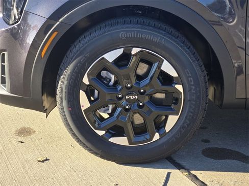 New 2026 Kia Sorento S image 8