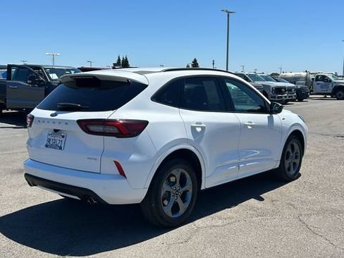 Certified 2023 Ford Escape ST-Line w/ Tech Pack #1 AWD/4WD image 3