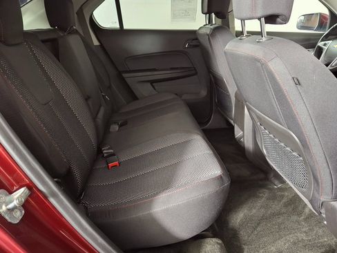 Used 2017 Chevrolet Equinox LT w/ Convenience Package image 28