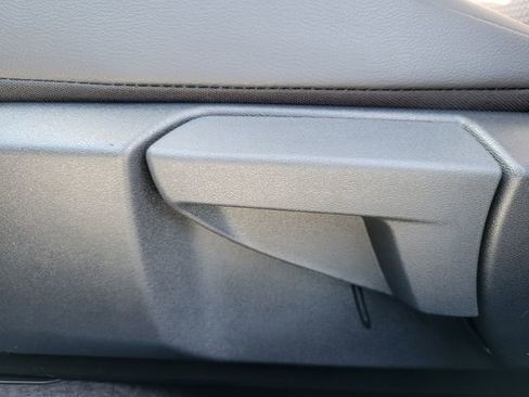 New 2025 Nissan Kicks SR w/ Illumination Package image 15