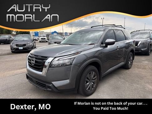 Used 2025 Nissan Pathfinder SV w/ SV Premium Package AWD/4WD image 1