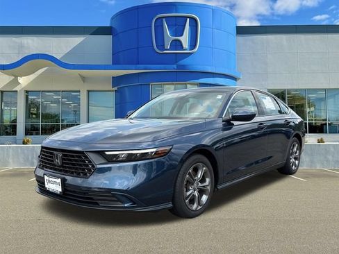 Used 2023 Honda Accord EX image 5
