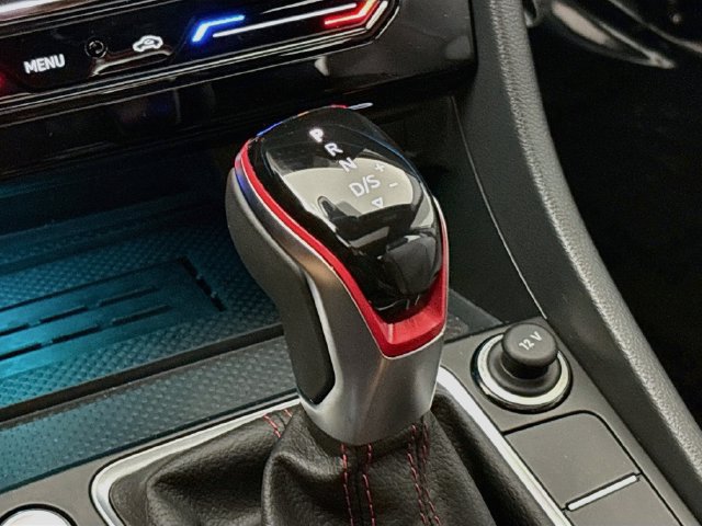 Certified 2026 Volkswagen Jetta GLI Autobahn FWD image 18