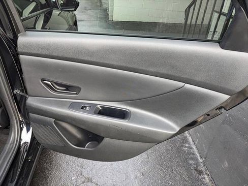 Used 2025 Hyundai Elantra Sport image 16