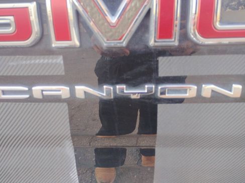 Used 2022 GMC Canyon Elevation w/ Trailering Package image 18