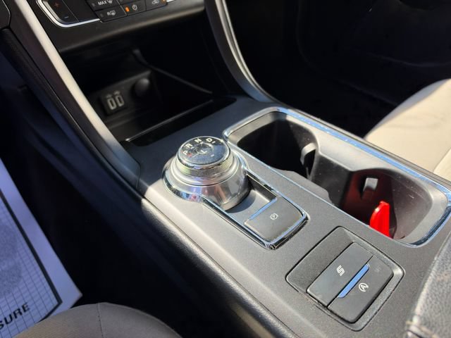 Used 2020 Ford Fusion SE w/ Equipment Group 151A FWD image 29