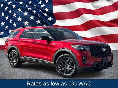 New 2025 Ford Explorer ST-Line w/ Premium Package