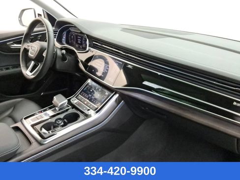 Used 2023 Audi Q8 Premium Plus image 24