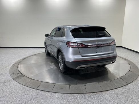 Certified 2022 Lincoln Nautilus Reserve image 8