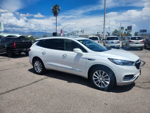 Used 2018 Buick Enclave Premium FWD image 8