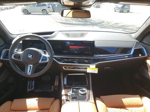 New 2026 BMW X5 M60i image 21