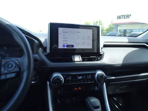 Used 2025 Toyota RAV4 XLE w/ Convenience Package FWD image 27