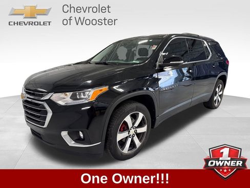 Used 2021 Chevrolet Traverse LT w/ LT Premium Package FWD image 1