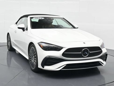 Used 2024 Mercedes-Benz CLE 300 4MATIC Cabriolet image 10