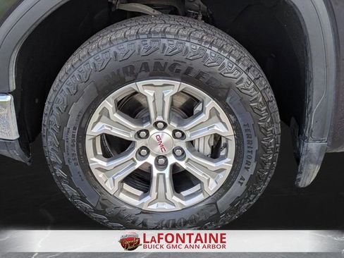 Used 2023 GMC Sierra 1500 SLT w/ SLT Convenience Package AWD/4WD image 31