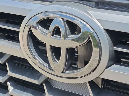Used 2026 Toyota Tacoma TRD Off-Road AWD/4WD image 11