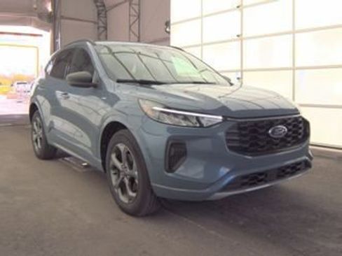 Used 2024 Ford Escape ST-Line w/ Tech Pack #1 AWD/4WD image 4