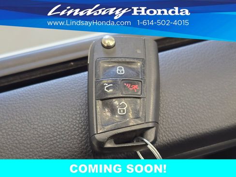 Used 2020 Volkswagen Tiguan S image 23