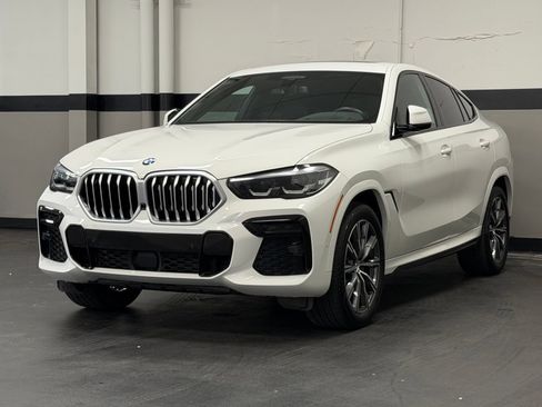 Used 2023 BMW X6 xDrive40i w/ M Sport Package AWD/4WD image 7