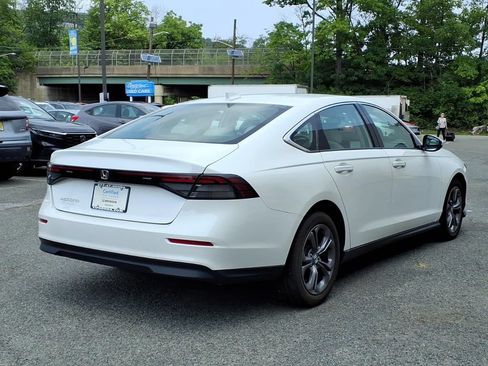 Used 2023 Honda Accord EX image 6