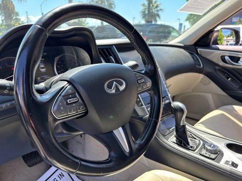 Used 2014 INFINITI Q50 w/ Moonroof Package RWD image 16