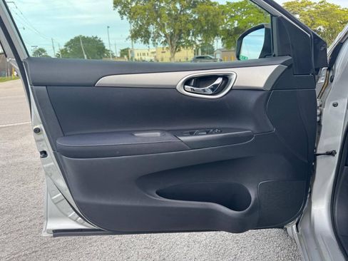 Used 2014 Nissan Sentra SV w/ SV Driver Package FWD image 13
