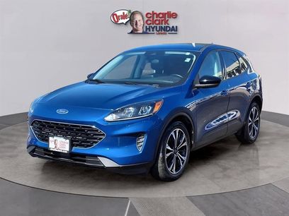 Used 2022 Ford Escape SE w/ SE Sport Appearance Package