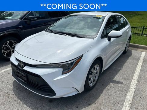 Certified 2024 Toyota Corolla LE FWD image 1