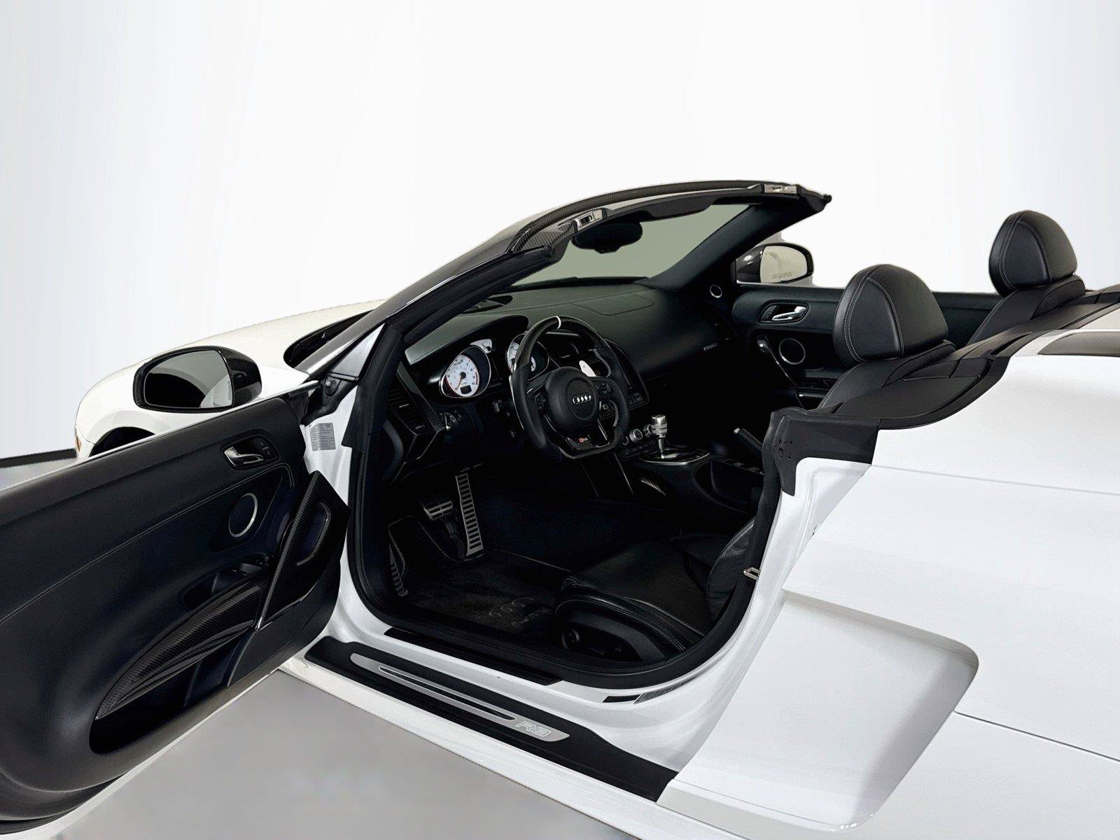 Used 2012 Audi R8 V10 AWD/4WD image 11