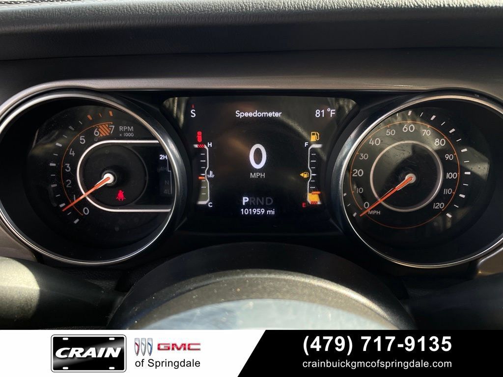 Used 2020 Jeep Wrangler Unlimited Sahara AWD/4WD image 15