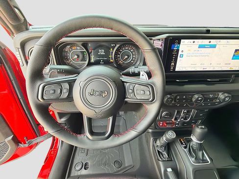 New 2026 Jeep Wrangler Unlimited Rubicon 392 w/ Quick Order Package 27X Moab AWD/4WD image 38