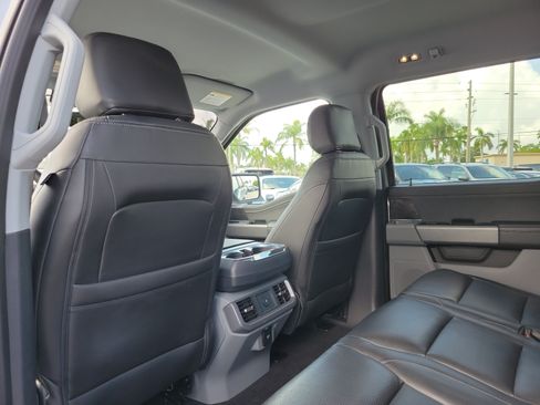 Used 2025 Ford F150 Lightning XLT AWD/4WD image 19
